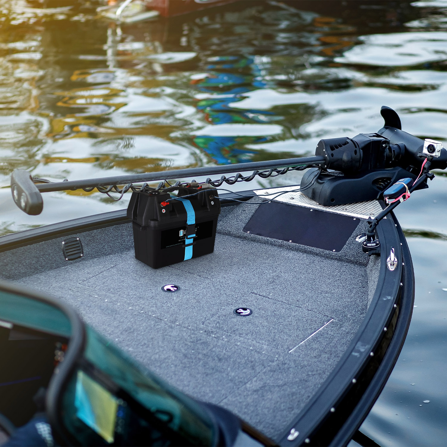 12V 100Ah SLA Battery with Trolling Motor Smart Box for 12V Batteries Group 24, 27, 31 Marine Batt box with Dual USB, DC Outlet, Voltmeter and Circuit Breaker